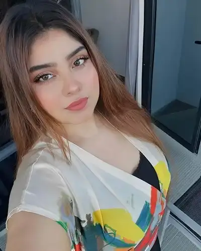 Pauri Escort